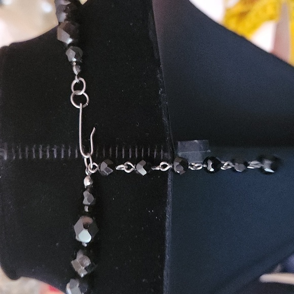 BLACK Glass Bead Necklace - Picture 3 of 4